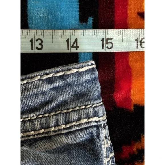 Rock Revival Cut Off Booty Denim Jean Short Size 28 Embroidered/Studs Low Rise - Picture 8 of 8